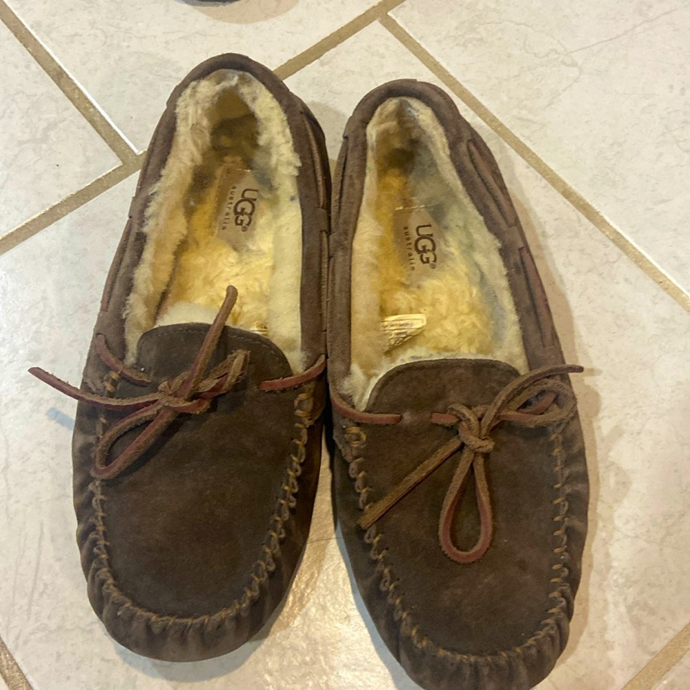 UGG slipper shoes